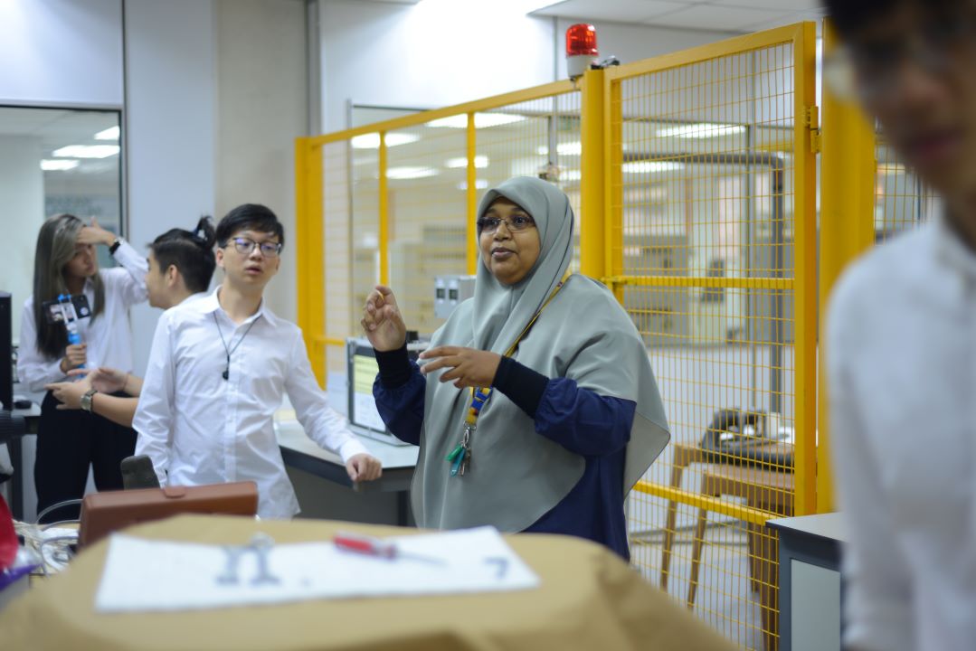 Lawatan Temasek Polytechnic ke PPKEE 2019 05